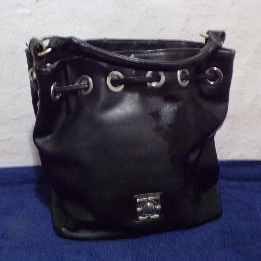 Catherine MaLandrino Hobo 100% Polyester Black Flowers Silver Accents Bag